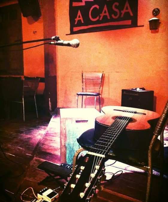 A Casa de Cultura: o pub de BH com música ao vivo e alma de artista