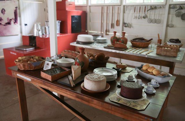 Comida típica mineira: os pratos que definem a mesa de Minas
